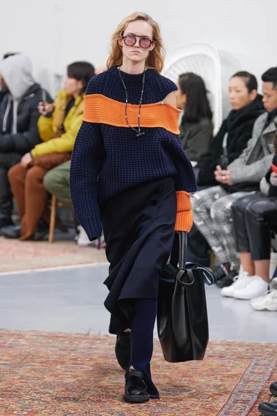 Look 45